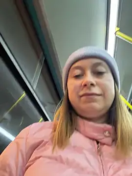 BrookeEvans online show from October 5, 2025, 7:01 pm