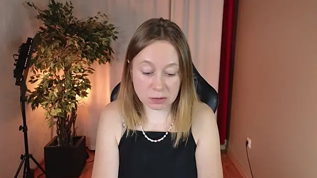 BrookeEvans online show from October 15, 2025, 8:53 pm