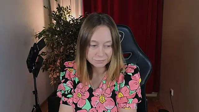 BrookeEvans online show from October 28, 2025, 12:52 pm