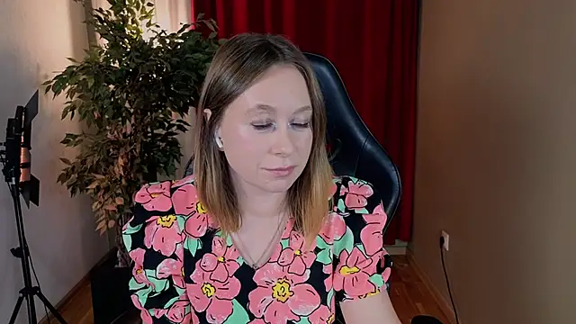 BrookeEvans online show from October 29, 2025, 12:57 am