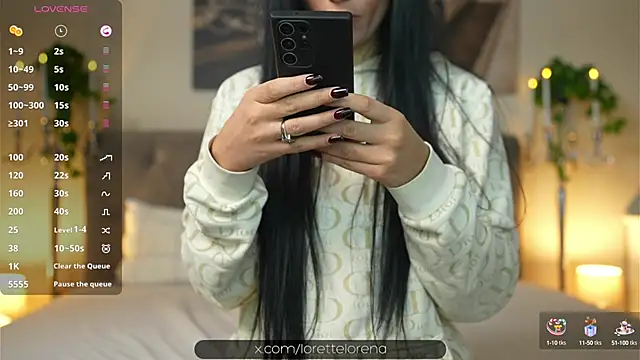 Snapshot of Lorettelorena chatting on December 16, 2024, 8:05 pm Lorettelorena online show from December 16, 2024, 8:05 pm