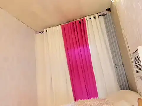  caroline69 online show from January 3, 2025, 9:58 am