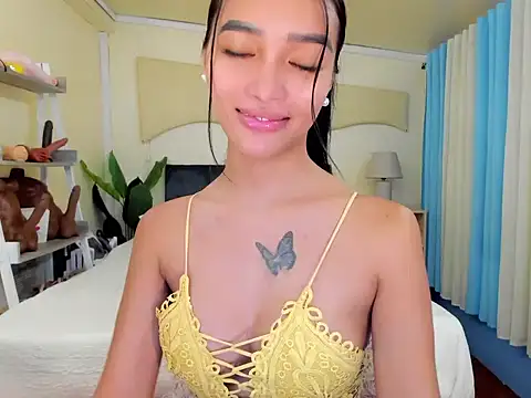  caroline69 online show from September 22, 2025, 2:35 am