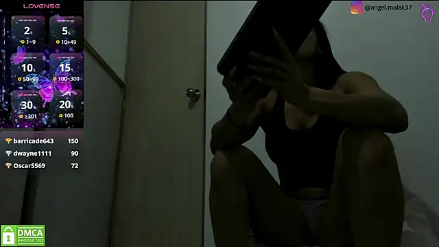 angel mouna online show from October 22, 2025, 10:53 pm