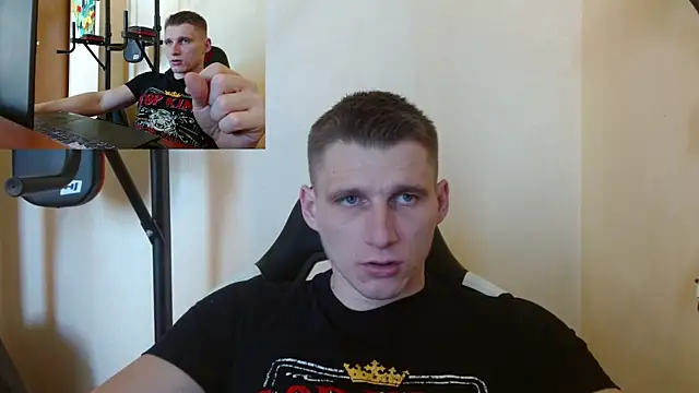 Snapshot of PoliglotJoe chatting on December 20, 2024, 9:54 am PoliglotJoe online show from December 20, 2024, 9:54 am