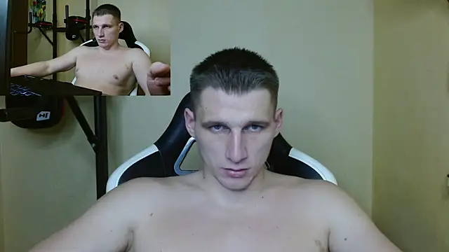 Snapshot of PoliglotJoe chatting on December 26, 2024, 11:46 pm PoliglotJoe online show from December 26, 2024, 11:46 pm