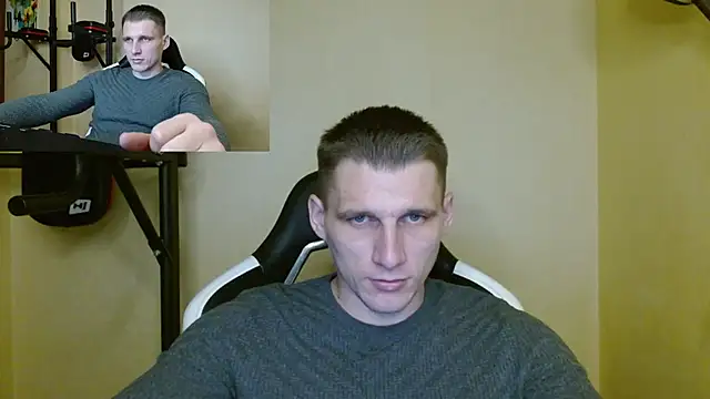 Snapshot of PoliglotJoe chatting on December 27, 2024, 6:24 am PoliglotJoe online show from December 27, 2024, 6:24 am