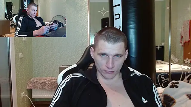 Snapshot of PoliglotJoe chatting on February 8, 2025, 11:45 pm PoliglotJoe online show from February 8, 2025, 11:45 pm
