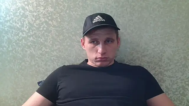 Snapshot of PoliglotJoe chatting on March 3, 2025, 11:46 pm PoliglotJoe online show from March 3, 2025, 11:46 pm