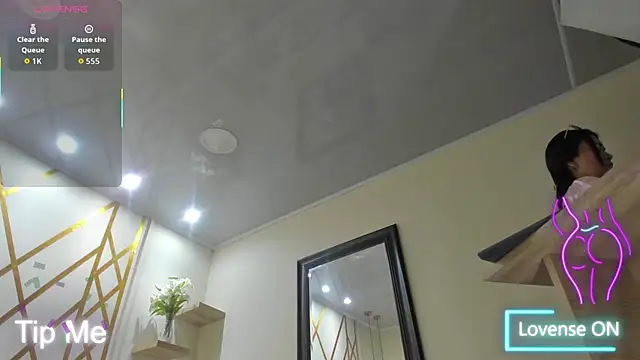 Snapshot of bonie_lov chatting on November 11, 2025, 10:10 pm bonie lov online show from November 11, 2025, 10:10 pm