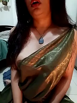 RadhaBabe online show from February 12, 2026, 1:06 pm