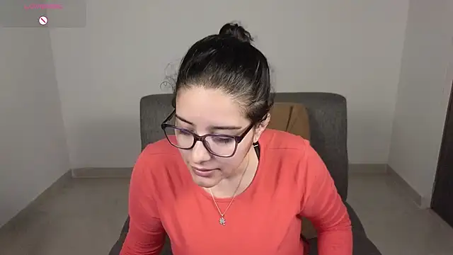 Snapshot of blue__moon_ chatting on October 11, 2025, 3:50 am blue moon online show from October 11, 2025, 3:50 am