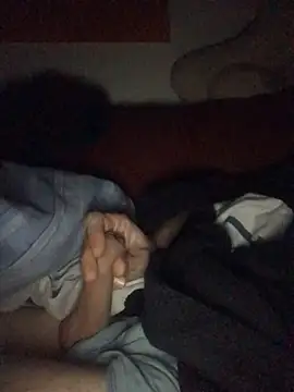 Dani el82xh online show from December 3, 2024, 12:35 am