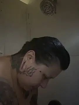 Snapshot of evacheers chatting on November 21, 2025, 7:12 pm evacheers online show from November 21, 2025, 7:12 pm