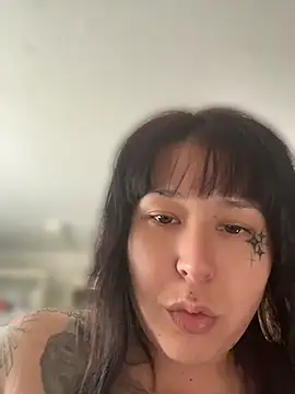 evacheers online show from July 13, 2026, 5:27 pm
