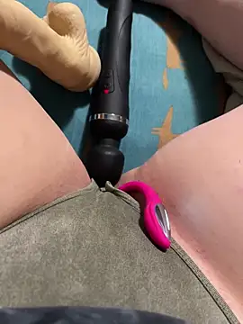 katcclovea online show from March 31, 2026, 5:57 pm