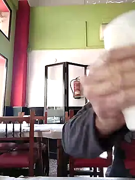 Snapshot of juandi21cm chatting on December 31, 2024, 2:25 pm juandi21cm online show from December 31, 2024, 2:25 pm