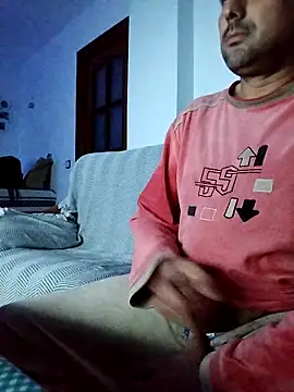 Snapshot of juandi21cm chatting on January 5, 2025, 12:09 am juandi21cm online show from January 5, 2025, 12:09 am