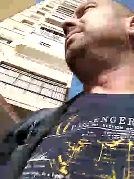 Snapshot of juandi21cm chatting on January 7, 2025, 2:51 pm juandi21cm online show from January 7, 2025, 2:51 pm