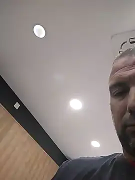 Snapshot of juandi21cm chatting on January 20, 2025, 3:07 pm juandi21cm online show from January 20, 2025, 3:07 pm