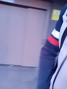 Snapshot of juandi21cm chatting on February 25, 2025, 3:05 pm juandi21cm online show from February 25, 2025, 3:05 pm