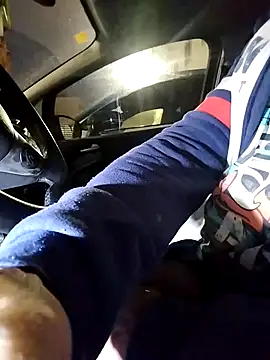 Snapshot of juandi21cm chatting on March 5, 2025, 6:12 am juandi21cm online show from March 5, 2025, 6:12 am