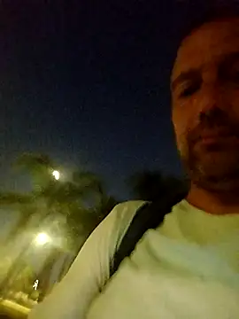 Snapshot of juandi21cm chatting on September 16, 2025, 5:19 am juandi21cm online show from September 16, 2025, 5:19 am