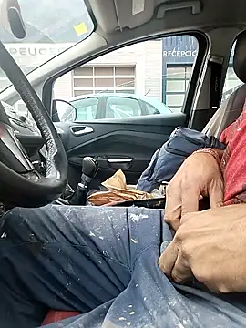 Snapshot of juandi21cm chatting on September 29, 2025, 2:11 pm juandi21cm online show from September 29, 2025, 2:11 pm