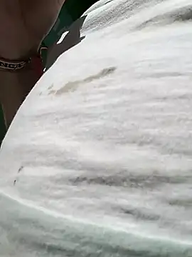 Snapshot of juandi21cm chatting on October 1, 2025, 2:01 pm juandi21cm online show from October 1, 2025, 2:01 pm