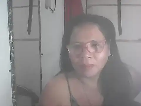 Snapshot of hotwet_mama4uxx chatting on January 5, 2025, 3:13 pm hotwet mama4uxx online show from January 5, 2025, 3:13 pm