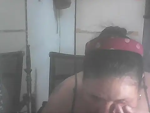 Snapshot of hotwet_mama4uxx chatting on September 9, 2025, 2:00 am hotwet mama4uxx online show from September 9, 2025, 2:00 am