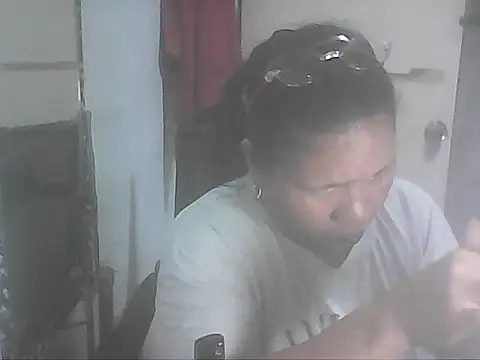 Snapshot of hotwet_mama4uxx chatting on October 19, 2025, 12:39 pm hotwet mama4uxx online show from October 19, 2025, 12:39 pm