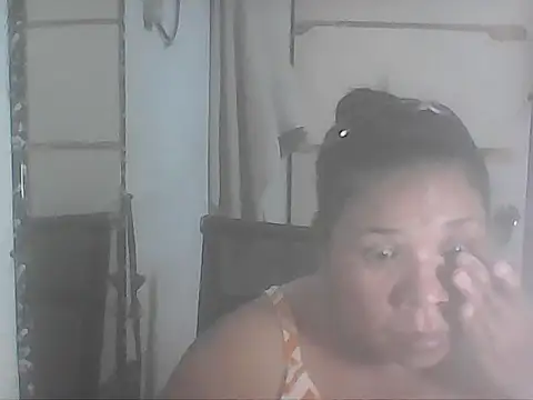 Snapshot of hotwet_mama4uxx chatting on November 12, 2025, 8:48 am hotwet mama4uxx online show from November 12, 2025, 8:48 am