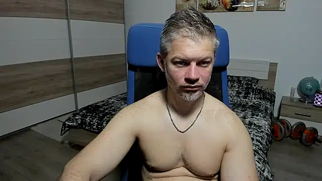 RobbyShawz online show from May 17, 2026, 5:49 am