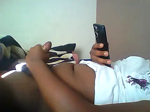 Snapshot of TitularAdaption chatting on June 15, 2026, 8:16 am TitularAdaption online show from June 15, 2026, 8:16 am