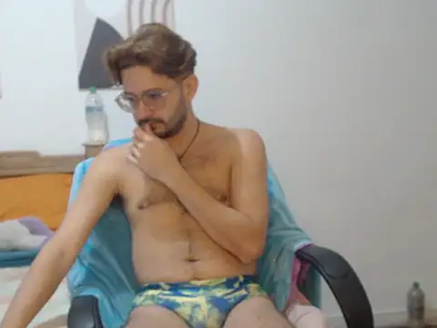 Snapshot of peterannaud chatting on October 12, 2025, 12:04 pm peterannaud online show from October 12, 2025, 12:04 pm