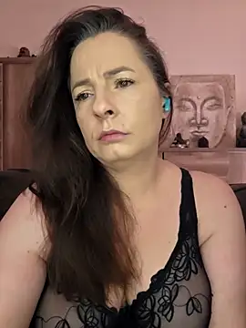 Snapshot of cristalines chatting on March 2, 2026, 9:05 am cristalines online show from March 2, 2026, 9:05 am