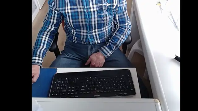 dutchpornking online show from February 4, 2025, 11:49 am