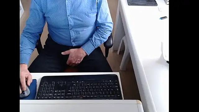 dutchpornking online show from February 21, 2026, 8:15 am