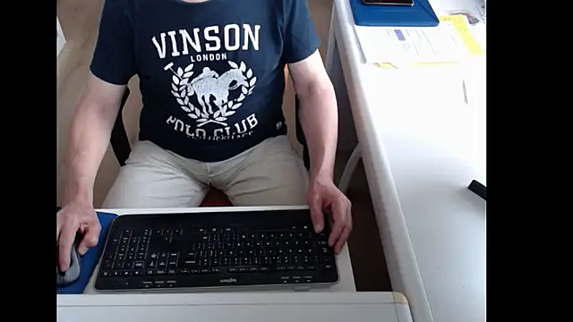 dutchpornking online show from May 31, 2026, 6:53 am