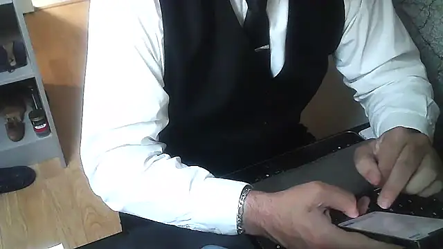 Snapshot of DUDURA@xh chatting on November 20, 2025, 1:22 pm DUDURAxh online show from November 20, 2025, 1:22 pm