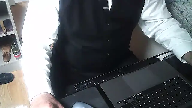 Snapshot of DUDURA@xh chatting on November 24, 2025, 12:16 pm DUDURAxh online show from November 24, 2025, 12:16 pm