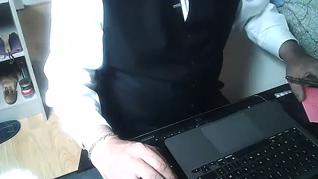 Snapshot of DUDURA@xh chatting on November 26, 2025, 12:39 pm DUDURAxh online show from November 26, 2025, 12:39 pm