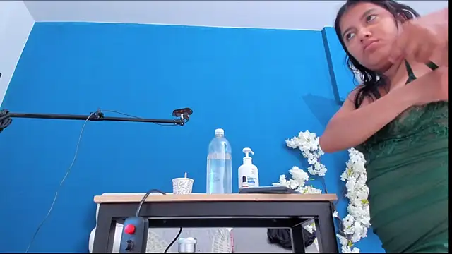 Snapshot of letty_straus chatting on June 4, 2026, 11:05 am letty straus online show from June 4, 2026, 11:05 am