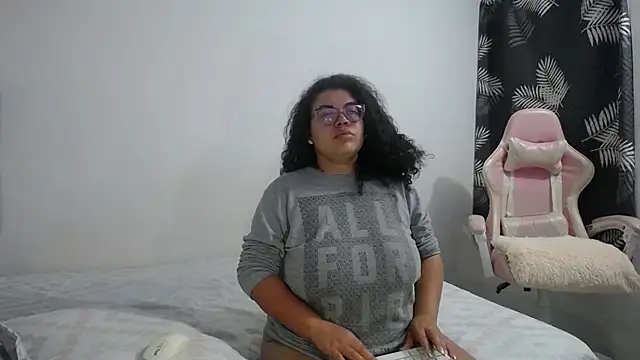 Snapshot of mabigomez00 chatting on February 25, 2026, 9:19 am mabigomez00 online show from February 25, 2026, 9:19 am