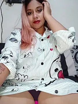 Snapshot of PokeGirld chatting on February 15, 2026, 5:04 am PokeGirld online show from February 15, 2026, 5:04 am