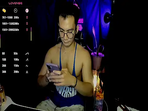 000batman000 online show from February 6, 2026, 1:25 pm