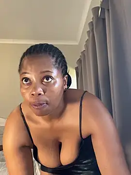 cherrybabe76 online show from January 27, 2025, 7:35 am