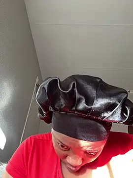 cherrybabe76 online show from February 21, 2025, 3:43 pm