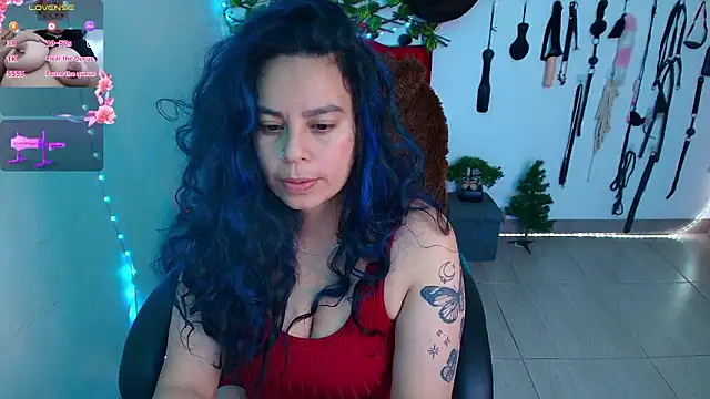 Snapshot of elektra_32 chatting on February 15, 2026, 7:16 am elektra 32 online show from February 15, 2026, 7:16 am